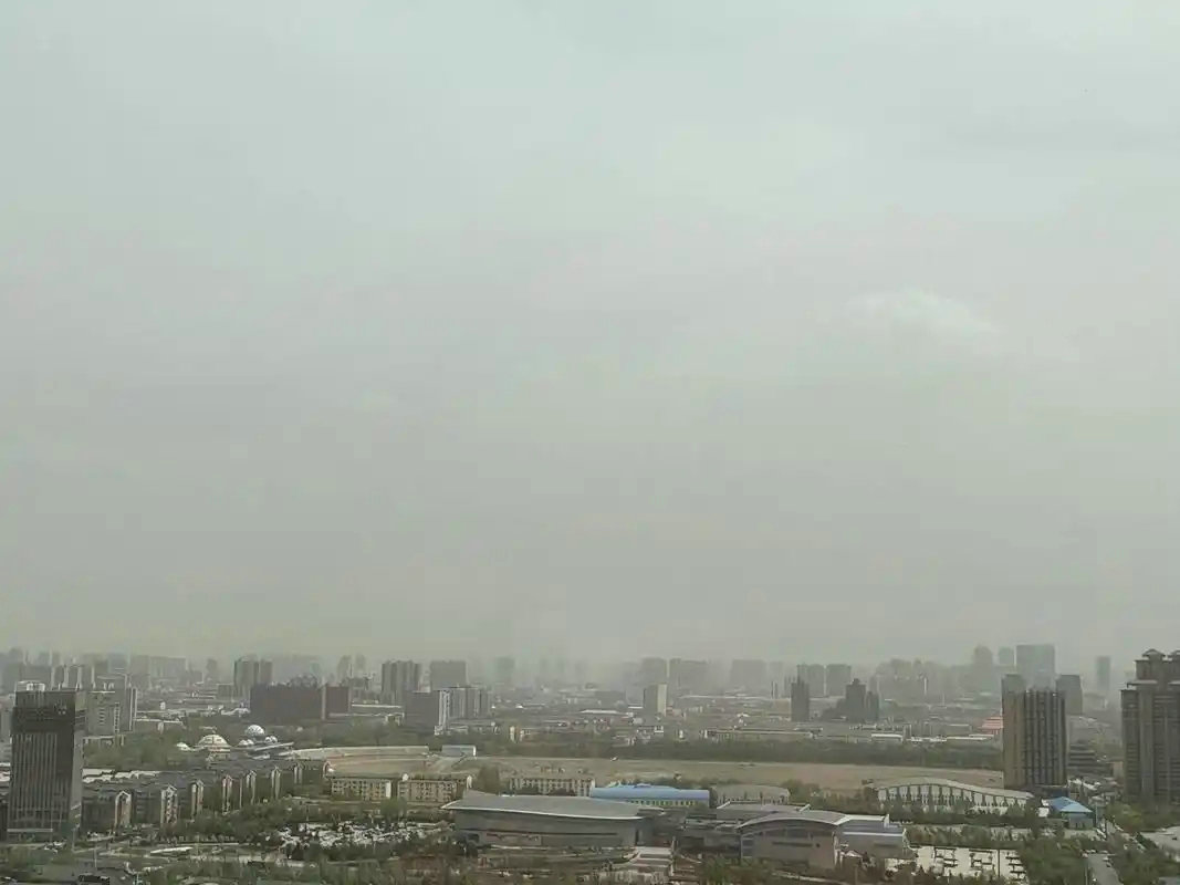 寧夏推進(jìn)美麗城市建設(shè)：以空氣質(zhì)量達(dá)標(biāo)為核心 攻堅移動源、揚(yáng)塵等污染治理